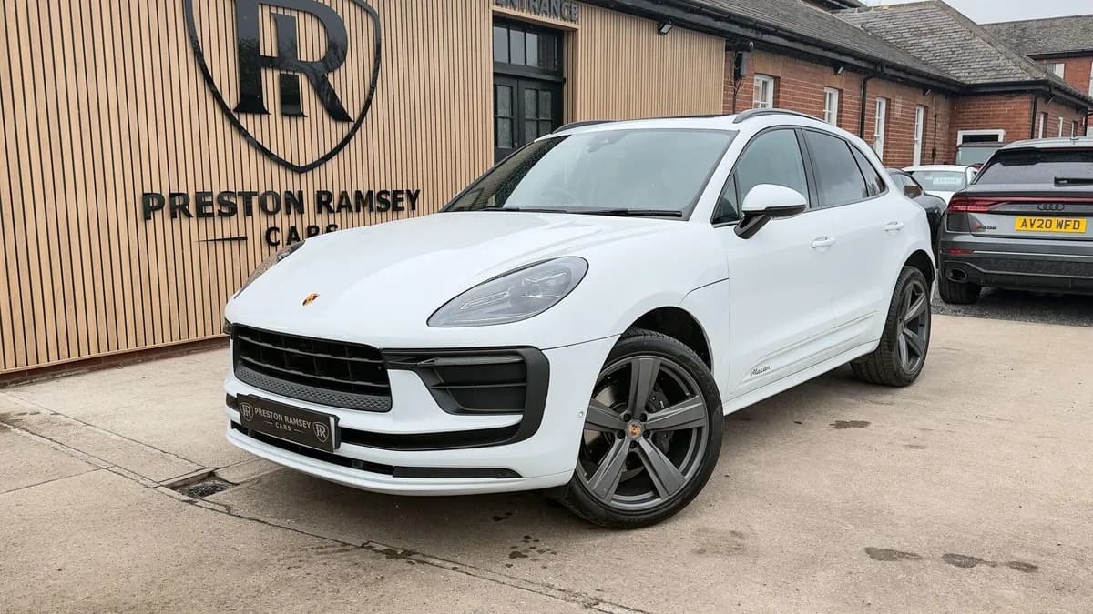 2024 Porsche Macan, sold