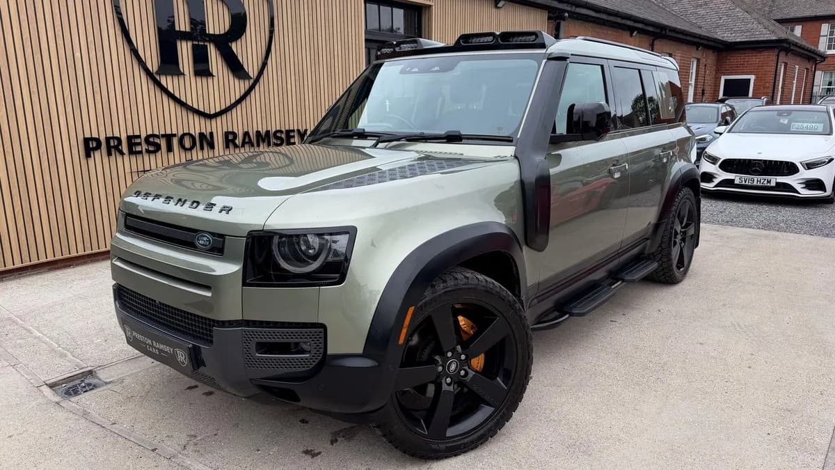 2020 Land Rover Defender 110, sold
