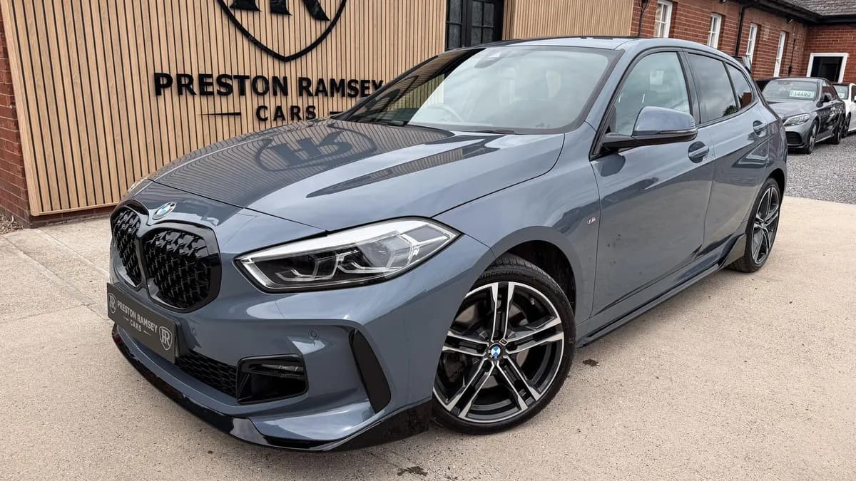 2022 BMW 1 Series, sold